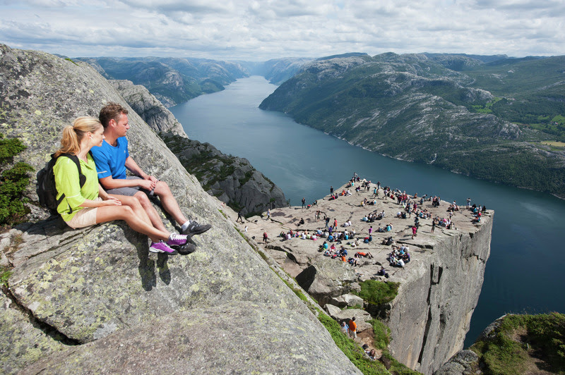 Conheça as cinco regiões da Noruega e toda a diversidade que